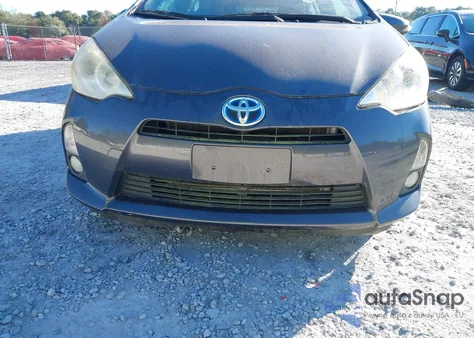 2012 Toyota Prius C Four из США, поврежденный, VIN JTDKDTB3XC1031454